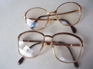 2 alte Damen-Brillen goldfarben um 1960/70 retro, schwere Gläser