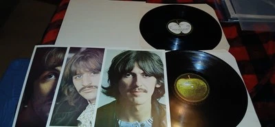THE BEATLES WHITE ALBUM PCS 7067-8 UK PRESS 1984 NM/NM DOUBLE ALBUM - Image 1 of 3