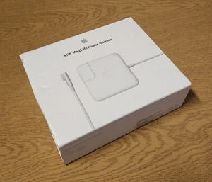 Apple Original 45W MagSafe (A1374) Netzteil für MacBook Air - Brandneu - Bild 1 von 2