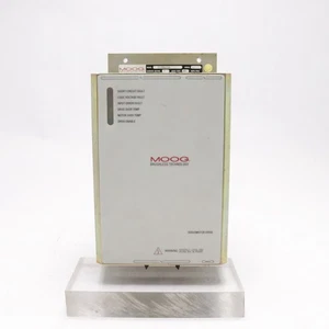 MOOG BRUSHLESS SERVO MOTOR DRIVE 153D410A - Picture 1 of 3