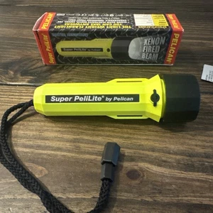 Pelican “SUPER PELILITE” Neon Yellow Flashlight 10,000 Candlepower - Picture 1 of 7