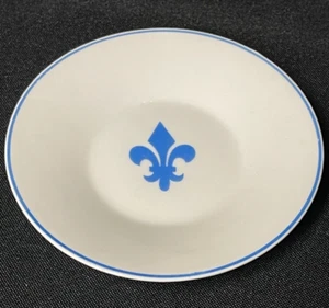 Small porcelain fleur-de-lis Trinket Plate or Saucer - 4.25 inches - Picture 1 of 2
