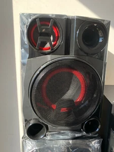 LG Replacement Speaker (CMS8460F) for LG MIni HiFi 2750W Shelf System CM8460 - Picture 1 of 2