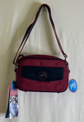 BOLSO NUEVO CON ETIQUETAS JILL-E DESIGNS CUERO ROJO CÁMARA HOMBRO Fotografía Sistema Compacto Foto 1 de 4