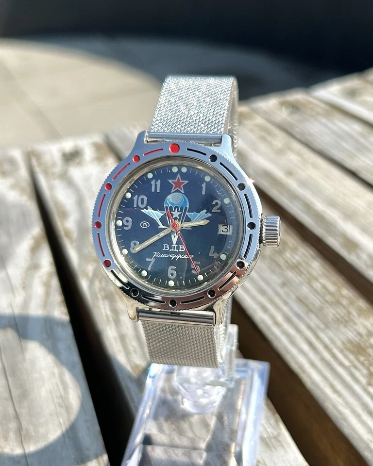 Винтажные советские механические наручные часы Восток Командирские ВДВ СССР 1980-е - Изображение 1 из 4