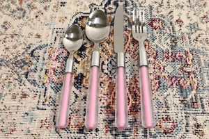 Hampton Silversmiths -Pink Plastic Handle Stainless Flatware Frosted China 192 - Picture 1 of 3