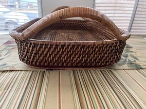 Pampered Chef Large Serving Basket Tray - Picture 1 of 6