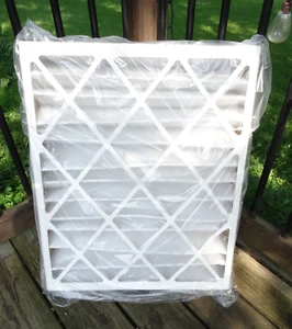 Genuine Honeywell FC100A1037 HVAC Replacement Air Filter 20x25x4 Merv 11 - Picture 1 of 3