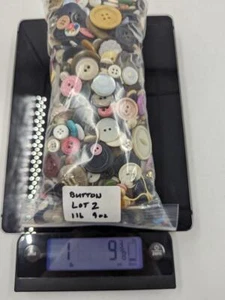 Vintage Button LOT 2- Quart - plastic, toggles, metal, pearlized, wood, chrome - Picture 1 of 2