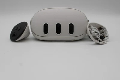 Meta Quest 3 128GB VR - White *READ DESC* PC1695623 - Image 1 of 4