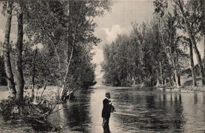 POSTCARD FISHING ON THE JOCKO NEAR MISSOULA MONTANA - Picture 1 of 2