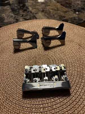 Puente y afinadores de bajos Washburn Foto 1 de 3