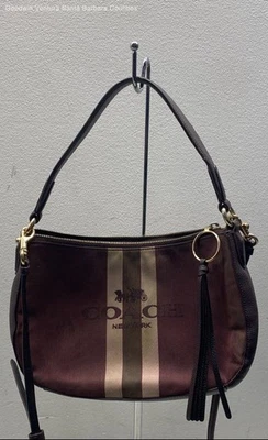 COACH 马车帆布和皮革斜挎包钱包 E1922-69647 — 第 1/4 张图片