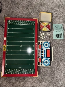 Vintage Tudor Electric Vibrating Football Game Tru Action 1961 - Picture 1 of 7