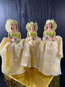 3 Vintage 1957 Bridesmaids Pfeil & Holing Lace Cake Toppers - Picture 1 of 7