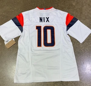 Camiseta Bo Nix de los Denver Broncos #10 blanca con parche de capitán - Imagen 1 de 2