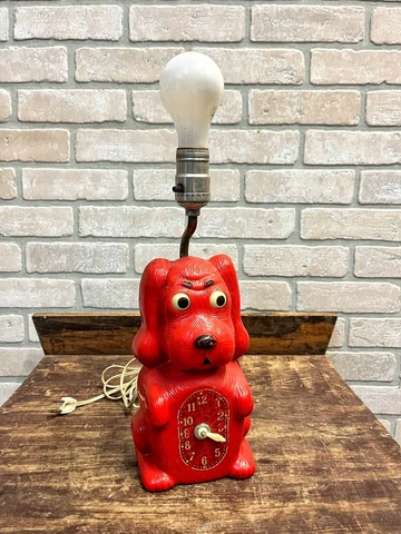 Vintage KLOCKER SPANIEL DOG Red Electric Clock Lamp w Moving Eyes (Parts Repair) Cover