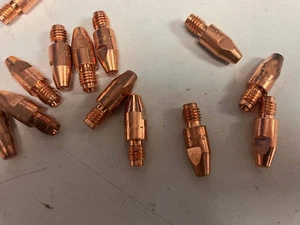 0,8 mm M8 Mig Taschenlampe Kontaktspitze 10x30 mm lang Parschweißen mehrere Mengen - Bild 1 von 1