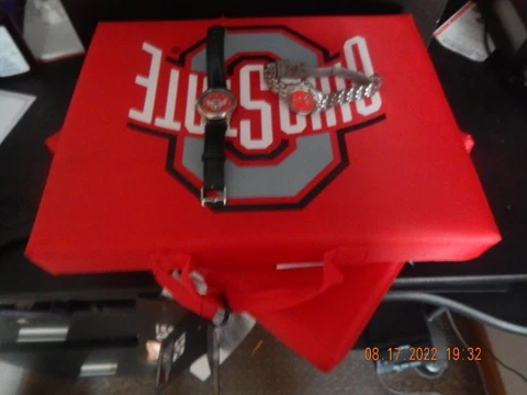 HIS & HERS Ohio State Watches Fossil/Gameday/new batteries with seat Cushions Cover