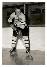 PF28 Orig Photo ELOV SEGER 1959-62 MICHIGAN TECH HUSKIES NCAA/WCHA HOCKEY DEF