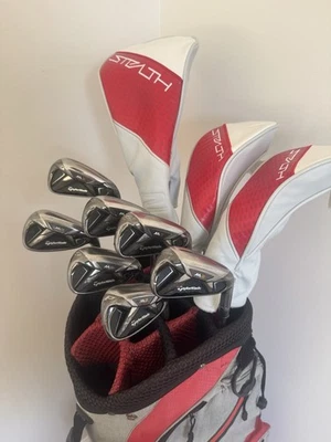 ⛳️Juego completo de golf Taylormade M - Driver M1, M4 4 híbrido, M4 5 híbrido, hierros M2  Foto 1 de 4