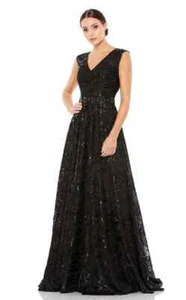 Mac Duggal Black Sequin Floral Embroidered Beaded Waist A-Line Gown Size 4 $698 - Picture 1 of 3