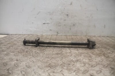 2006 KAWASAKI NINJA ZX6R REAR AXLE Foto 1 de 4