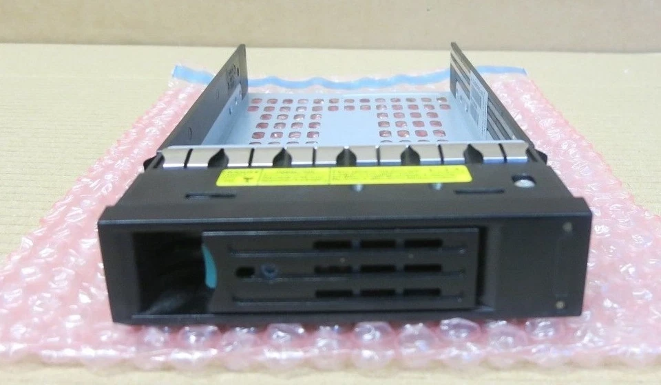 INTEL HARD DRIVE CARRIER HDD 63650-06 Hot Plug Caddy - Image 1 of 1