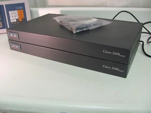 Lot of 2 Cisco 2500/2520 Series 4-Port Serial Wired Ethernet Router (2520-2521) - Picture 1 of 10