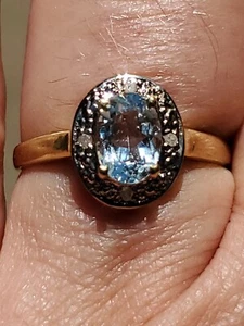 Aquamarin Labcreated Ring Ovalschliff und Diamant 10kt massiv Gelbgold - Bild 1 von 24
