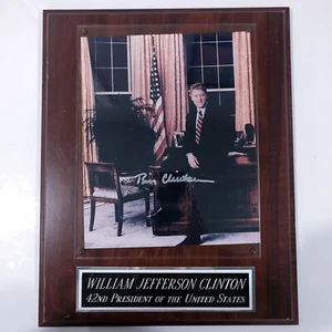 President Bill Clinton Autographed Signed 8x10 Photo Framed On Plaque with COA - Picture 1 of 9