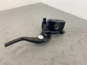 BMW S1000XR K49 2016 BOMBA MAESTRA DE FRENO DELANTERO (PALANCA DAÑADA) - Imagen 1 de 8