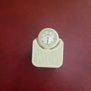 Vintage Renwal Bathroom Scale Dollhouse Miniature - Picture 1 of 3