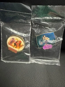 Disney Pin Aladdin and The Incredibles DVD Special Edition Release Pin - Picture 1 of 5