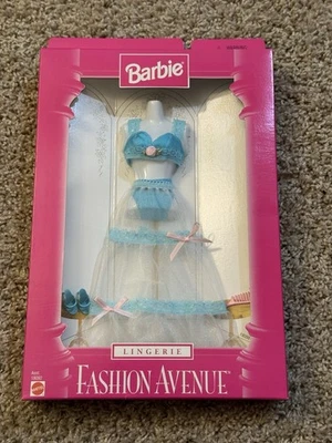 1997 Mattel Barbie Fashion Avenue Lencería Sujetador Azul Falda Transparente Parte Inferior 18092 Nuevo en Caja Foto 1 de 2