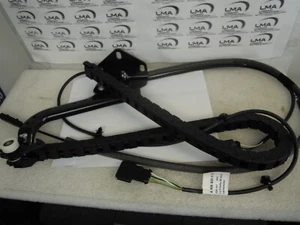 Mercedes Benz A906820410064 FLEXIBLE POWER DUCT GENUINE PARTS *NEW - Imagen 1 de 3