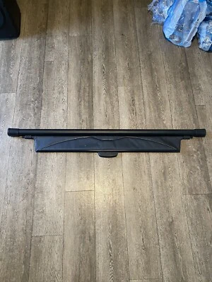 Cubierta de carga Toyota Venza 2009-2015 - Toyota Venza original marfil OEM pantalla trasera Foto 1 de 4