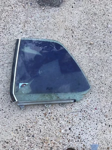 1236700710 REAR WINDOW C123 230C 230CE 280C 280CE 300CD 300CDT QUARTER LEFT - Picture 1 of 3