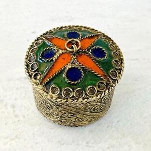 Gestempelt Metall Emaille Weiß Messing Pillendose Anhänger Schmuck Ring Rund Silberfarben - Bild 1 von 18