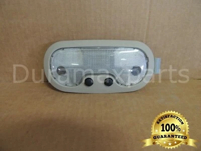 2003-06 CHEVY SILVERADO/GMC SIERRA SUBURBAN YUKON OVERHEAD DOME Tan VC4244 Foto 1 de 4