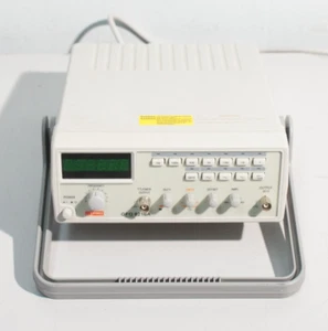 RS Pro GW Instek GFG-8216A 0.3Hz 3MHz Generateur Basse Frequence et Fonctions - Bild 1 von 7