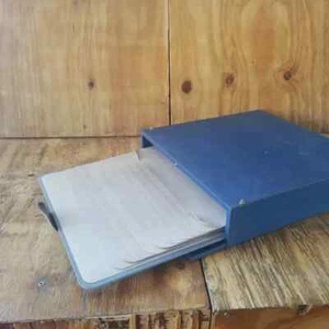 Vinyl Vintage Schallplattenbox in blau, für 10 LPs Deutsche Grammophon Gesell - Picture 1 of 1