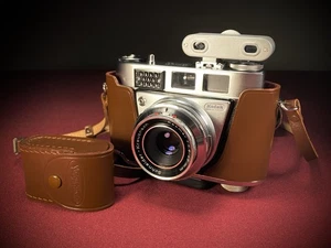 Kodak Retinette IIA Kamera + Tasche mit Voigtländer Entfernungsmesser & Tasche - Bild 1 von 14