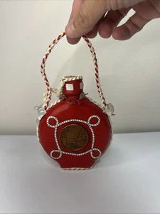 Fiaschetta ricordo decorativa vintage rossa ecopelle Zagabria medaglione Jugoslavia - Foto 1 di 12