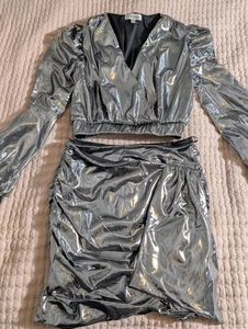 Rosevelvet Damen 2 Stück Gr. M Silber Oberteil Langarm Rock Rüschen gefüttert NEU - Bild 1 von 10