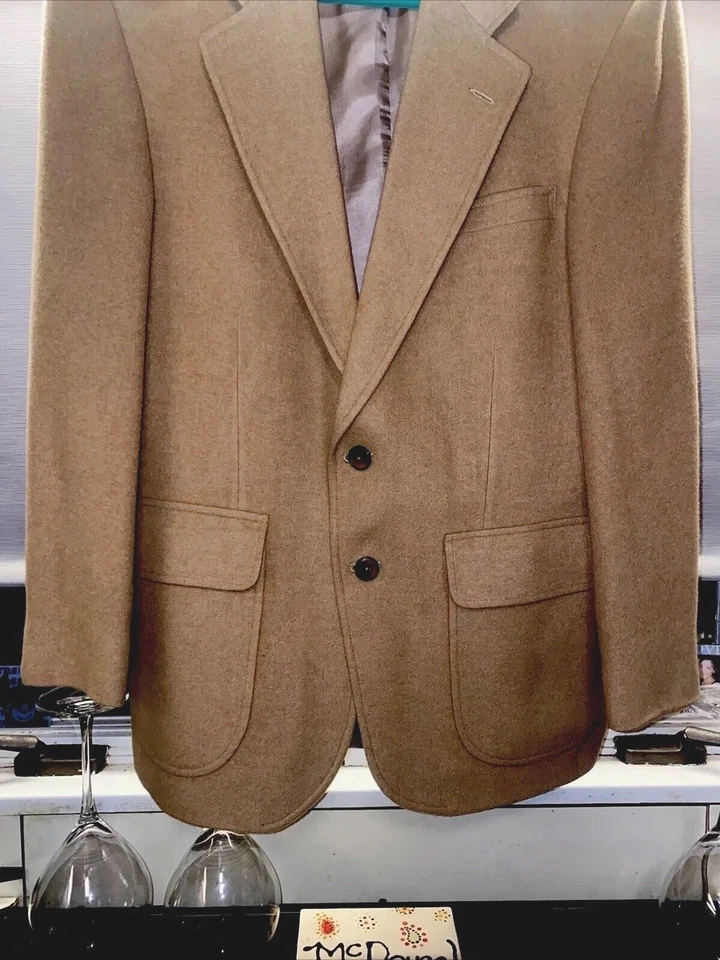 Traje/Abrigo Lands End 100% CABELLO CAMELLO Hombre’s 39R 2 Botones Foto 1 de 4