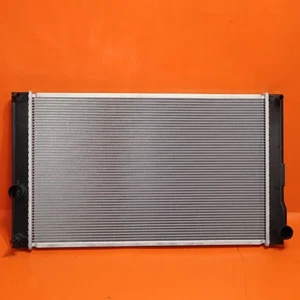 TOYOTA PRIUS RADIATOR 2010 2011 2012 2013 20214 2015 16410-AZ019 OEM - Picture 1 of 12