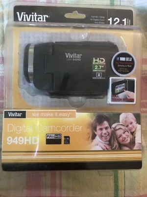 Vivitar DVR 949HD Camcorder Red - Image 1 of 2