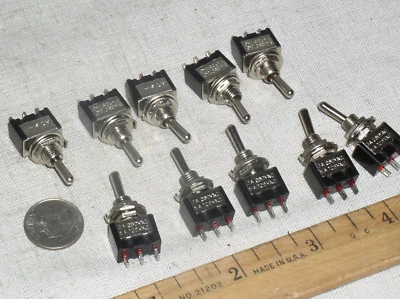 10 MINI TOGGLE SPDT ON-OFF-ON SWITCH 125 VAC 6 AMP CENTER OFF SINGLE POLE USA - Image 1 of 4