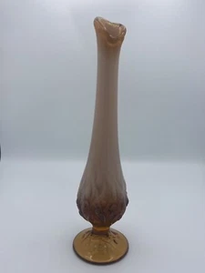 Vintage Fenton 1979 - 1982 Cameo Opalescent LILY OF THE VALLEY Bud Vase - Picture 1 of 7